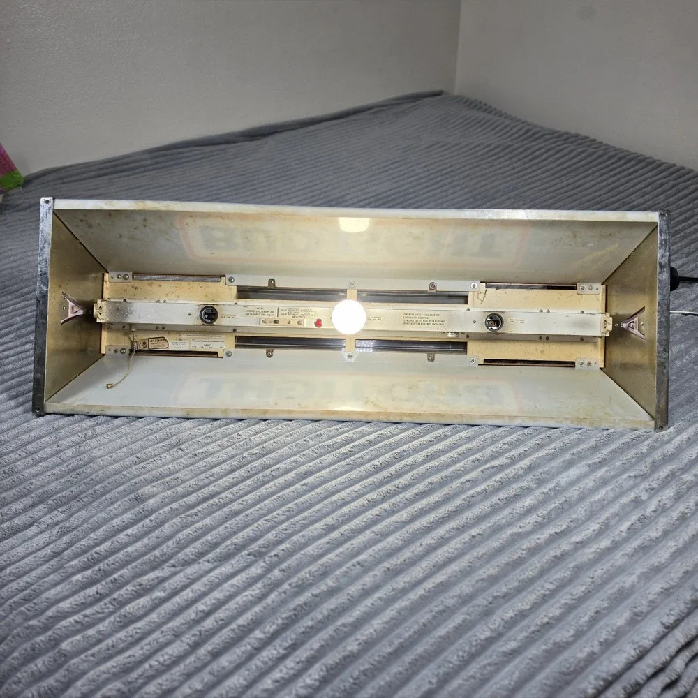 Bud Light Billiards Pool Table Light Blue Wood Grain Vintage 1983‎ Hanging Lamp